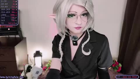 Snapshot of sylvie_fey chatting on March 2, 2025, 10:05 pm Sylvie online show from March 2, 2025, 10:05 pm