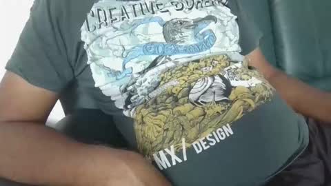 Snapshot of symond_jns chatting on April 2, 2026, 6:05 pm symond_jns online show from April 2, 2026, 6:05 pm