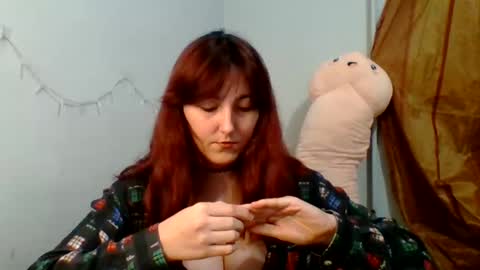 Sarah online show from September 30, 2025, 4:12 pm