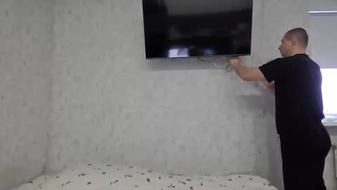 Den online show from December 15, 2025, 6:06 am