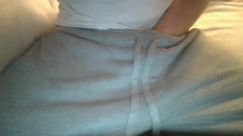 t8xxx3 online show from January 31, 2025, 11:03 pm