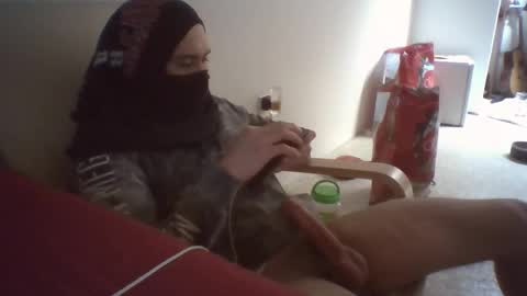 Snapshot of t_wilo chatting on February 13, 2026, 8:32 am t_wilo online show from February 13, 2026, 8:32 am