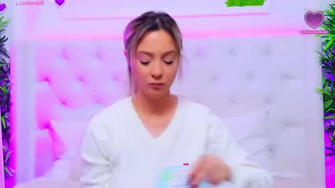 Arianna online show from December 22, 2025, 1:19 pm