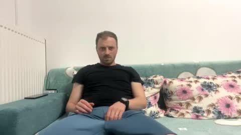 Alice online show from April 20, 2026, 9:49 pm