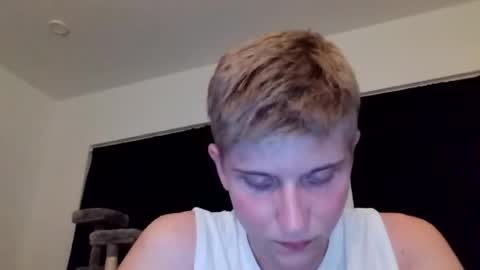 collegetwinkboi online show from July 1, 2026, 1:40 am
