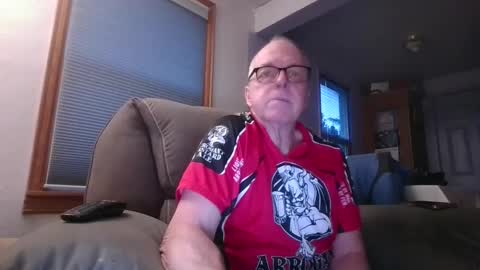 tacrunner66_ online show from February 9, 2025, 1:22 am