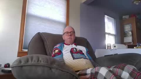 tacrunner66_ online show from February 10, 2025, 10:09 pm