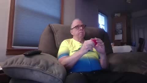 tacrunner66_ online show from February 14, 2025, 1:23 am