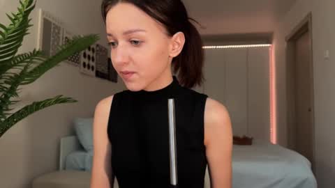 Mary online show from September 11, 2025, 8:03 am