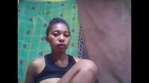 Snapshot of tahiriniah chatting on February 20, 2025, 3:23 am tahiriniah online show from February 20, 2025, 3:23 am