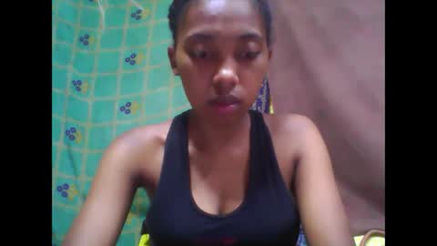 Snapshot of tahiriniah chatting on February 23, 2025, 8:11 pm tahiriniah online show from February 23, 2025, 8:11 pm