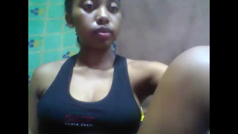 Snapshot of tahiriniah chatting on February 24, 2025, 7:09 pm tahiriniah online show from February 24, 2025, 7:09 pm