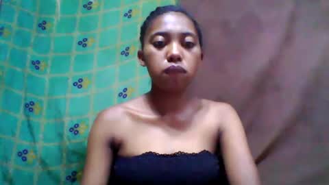 Snapshot of tahiriniah chatting on February 27, 2025, 4:09 am tahiriniah online show from February 27, 2025, 4:09 am