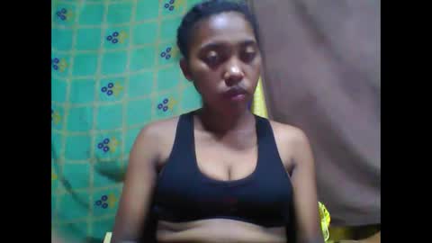 Snapshot of tahiriniah chatting on March 3, 2025, 5:50 pm tahiriniah online show from March 3, 2025, 5:50 pm