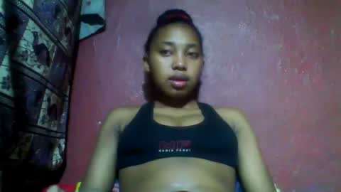 Snapshot of tahiriniah chatting on March 7, 2025, 6:00 pm tahiriniah online show from March 7, 2025, 6:00 pm