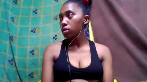 Snapshot of tahiriniah chatting on March 9, 2025, 1:26 pm tahiriniah online show from March 9, 2025, 1:26 pm