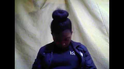 Snapshot of tahiriniah chatting on September 11, 2025, 8:03 am tahiriniah online show from September 11, 2025, 8:03 am