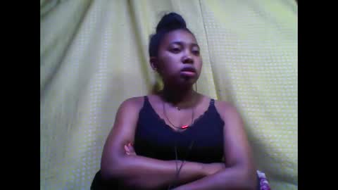 Snapshot of tahiriniah chatting on September 14, 2025, 3:11 pm tahiriniah online show from September 14, 2025, 3:11 pm