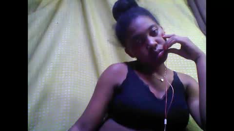 Snapshot of tahiriniah chatting on September 15, 2025, 6:52 pm tahiriniah online show from September 15, 2025, 6:52 pm