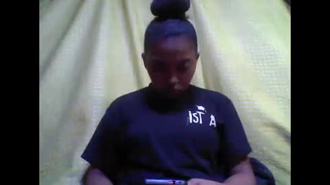 Snapshot of tahiriniah chatting on September 18, 2025, 9:55 am tahiriniah online show from September 18, 2025, 9:55 am