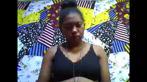 Snapshot of tahiriniah chatting on October 12, 2025, 2:54 am tahiriniah online show from October 12, 2025, 2:54 am