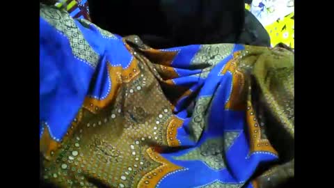 Snapshot of tahiriniah chatting on October 17, 2025, 12:30 pm tahiriniah online show from October 17, 2025, 12:30 pm