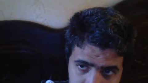 tahtouhafakroune12 online show from December 2, 2025, 2:12 pm