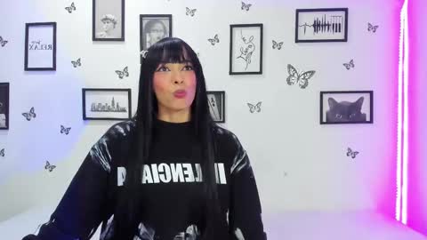 Liam and Juli online show from February 24, 2025, 7:44 am