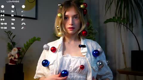 Mia online show from December 13, 2024, 7:15 am