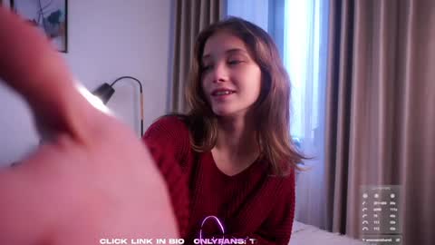 Mia online show from October 22, 2025, 1:39 am