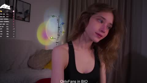 Mia online show from January 16, 2026, 1:53 am