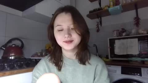 Snapshot of tajuanadelfelder chatting on November 21, 2025, 3:22 pm Lily online show from November 21, 2025, 3:22 pm