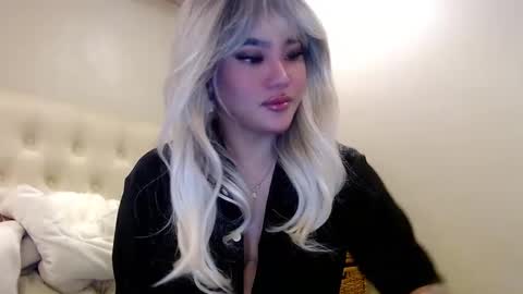 Snapshot of takemeinheaven1 chatting on February 20, 2025, 2:57 pm Lena online show from February 20, 2025, 2:57 pm