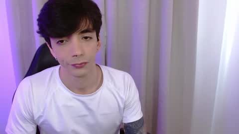 Snapshot of takeru___ chatting on November 8, 2025, 11:10 am takeru___ online show from November 8, 2025, 11:10 am