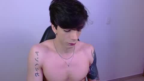 takeru___ online show from November 24, 2025, 11:32 am