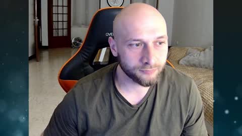 Beelzeboss59 online show from May 31, 2026, 8:32 pm