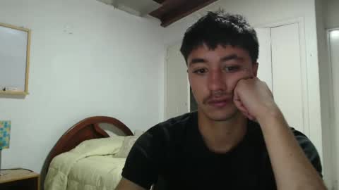 talhi_ online show from December 26, 2024, 7:38 pm