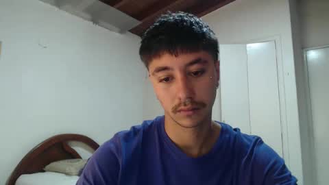 talhi_ online show from December 31, 2024, 5:29 pm