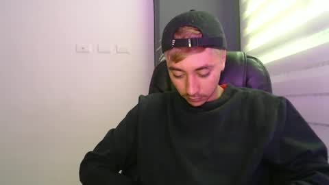 talhi_ online show from January 24, 2025, 3:34 pm