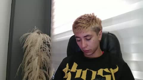 talhi_ online show from February 7, 2025, 6:45 pm