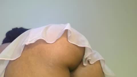 Snapshot of talia2547 chatting on November 2, 2025, 10:23 pm heyim talia online show from November 2, 2025, 10:23 pm