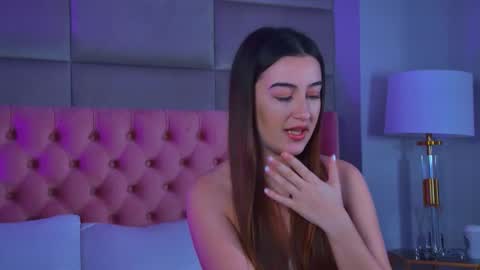 taliamorenne online show from January 13, 2026, 4:40 am