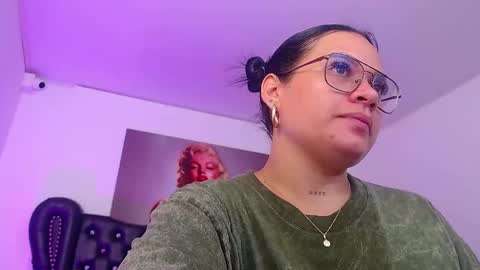 taliana36 online show from February 3, 2025, 12:47 pm