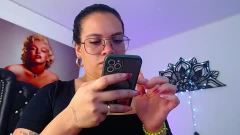 taliana36 online show from February 18, 2025, 12:49 pm