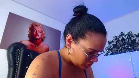 taliana36 online show from February 25, 2025, 12:55 pm