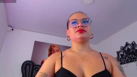 taliana36 online show from October 17, 2025, 12:08 pm