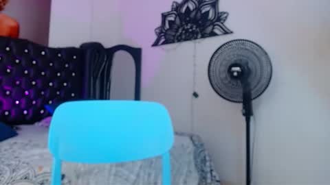 taliana36 online show from October 31, 2025, 1:23 pm