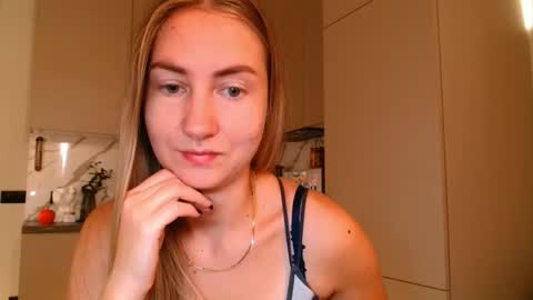  Kira  online show from October 31, 2025, 6:14 am