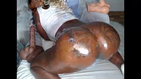 butterflyass online show from March 6, 2025, 1:27 am