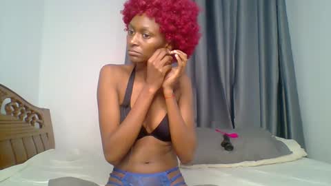 Snapshot of talisha_smiley chatting on May 17, 2026, 7:39 am talisha smiles online show from May 17, 2026, 7:39 am
